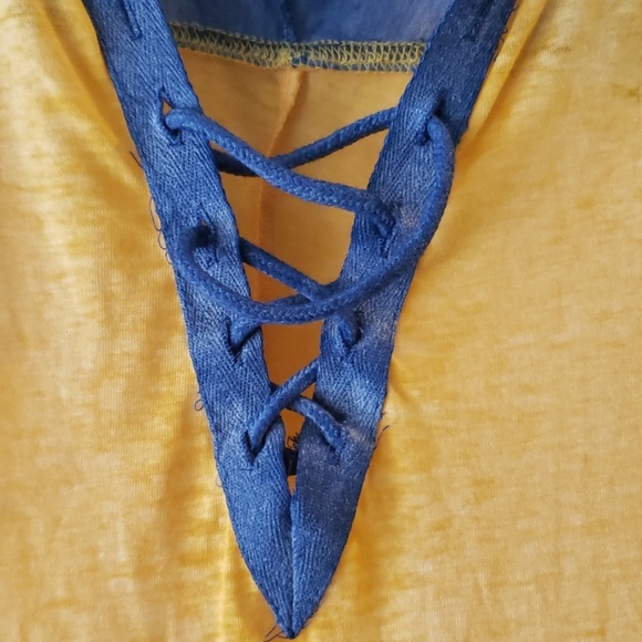 teeshirt - Picture 2 of 3